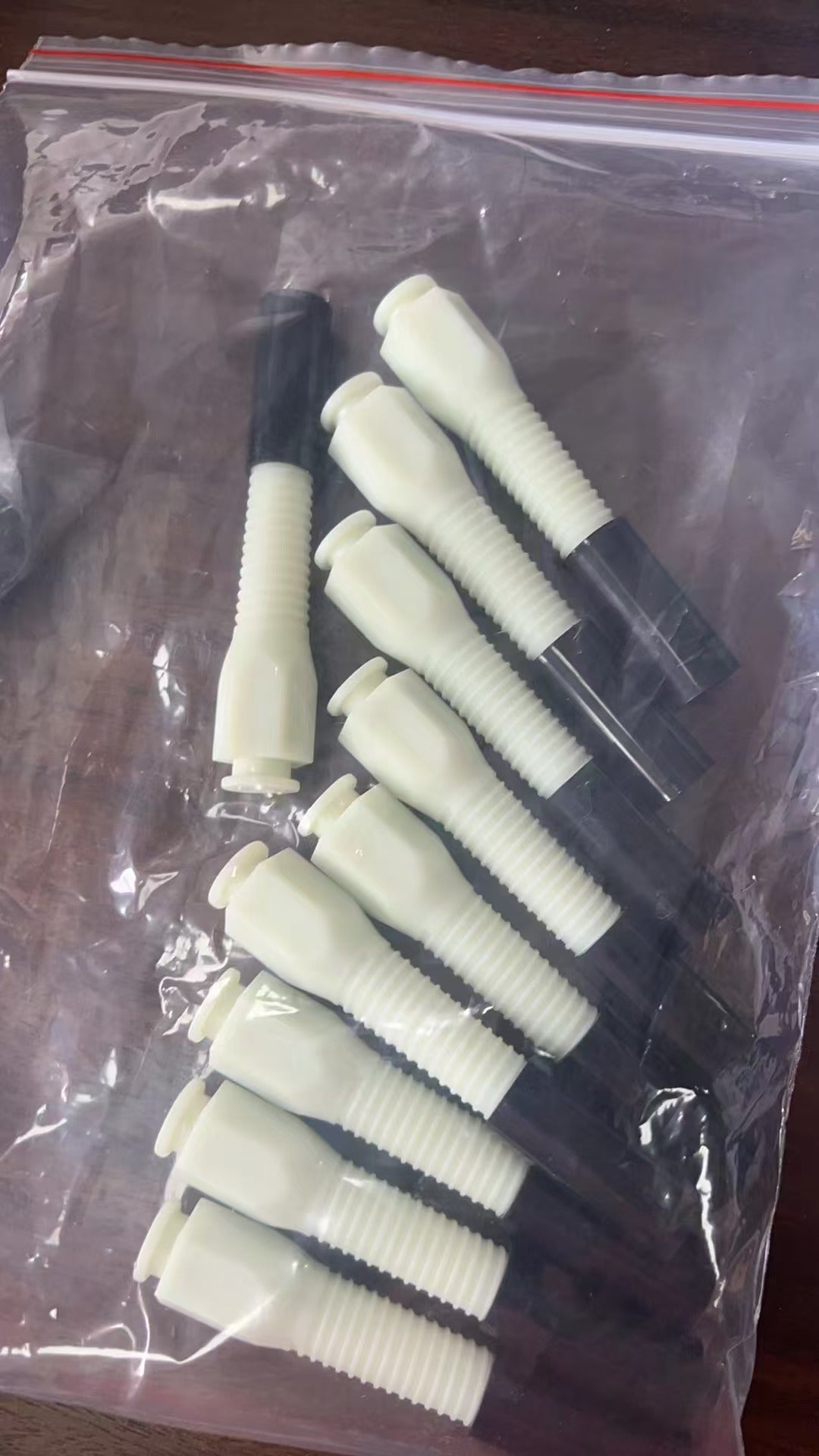 20 pcs/bag Hammer-In 5/8” Button Head Plastic Injection Packer – EZ Flow Model